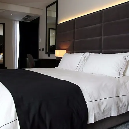 호텔 Privilege & 4*