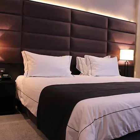 Privilege & 호텔 Farke e Madhe