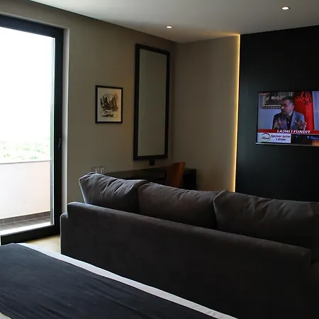 فندق Privilege & 4*