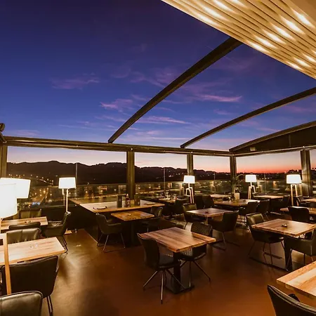 Privilege & فندق Farke e Madhe