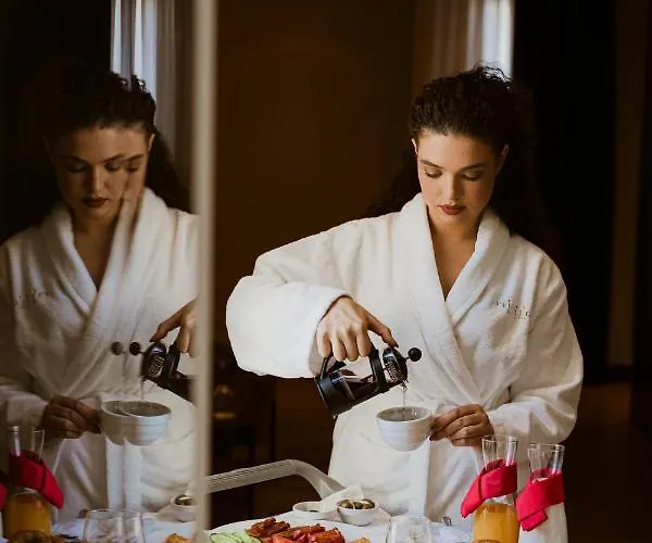 Privilege & Hotell 4*