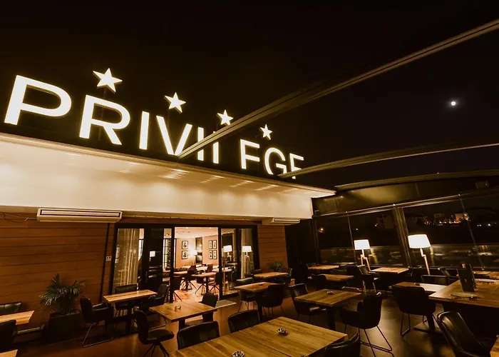 Privilege & 4* Farke e Madhe