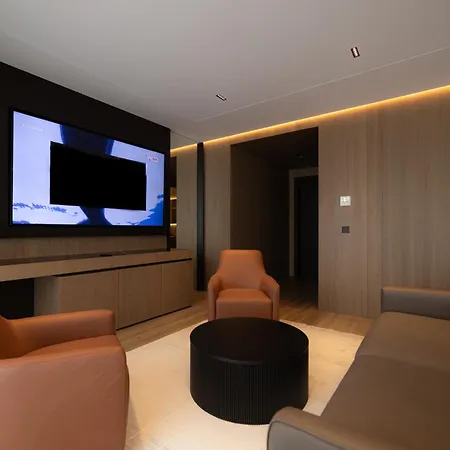 Privilege & Hotel 4*