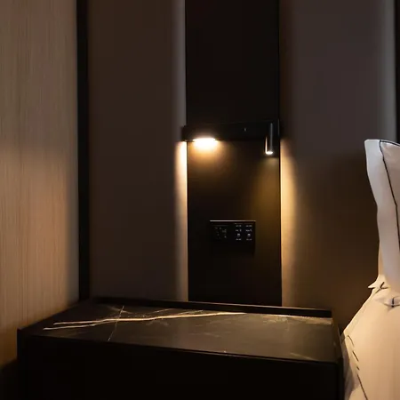 Privilege & Hotel Farke e Madhe