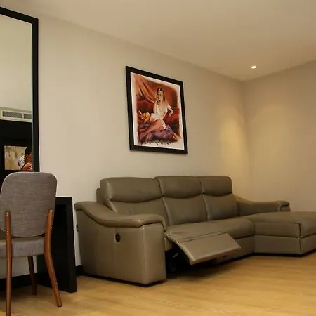 Privilege & Hotel Farke e Madhe