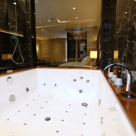 Hotel Privilege & 4*