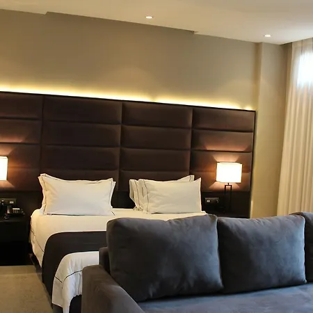 호텔 Privilege & 4*