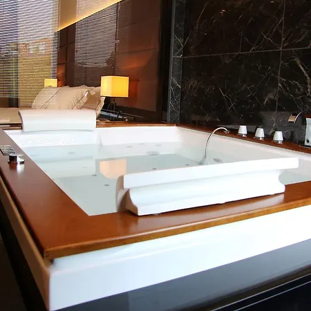 Hotel Privilege & Farke e Madhe
