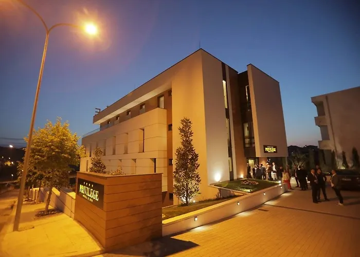 Privilege & מלון 4*