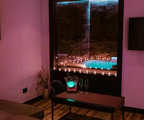 מלון Privilege & 4*