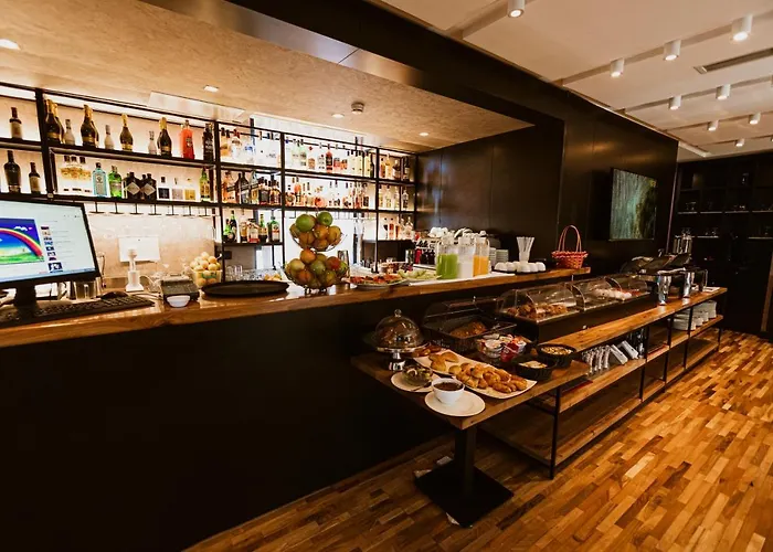 Privilege & מלון 4*